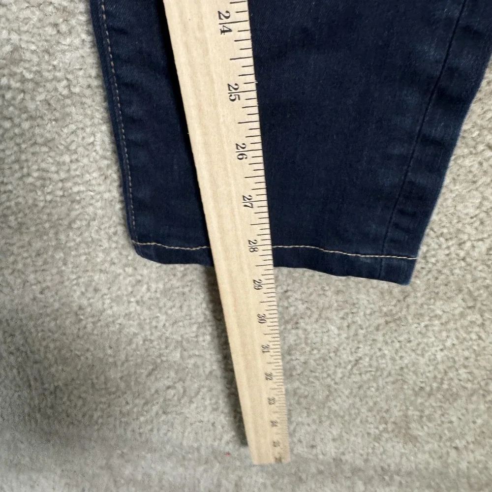 J Brand brand style